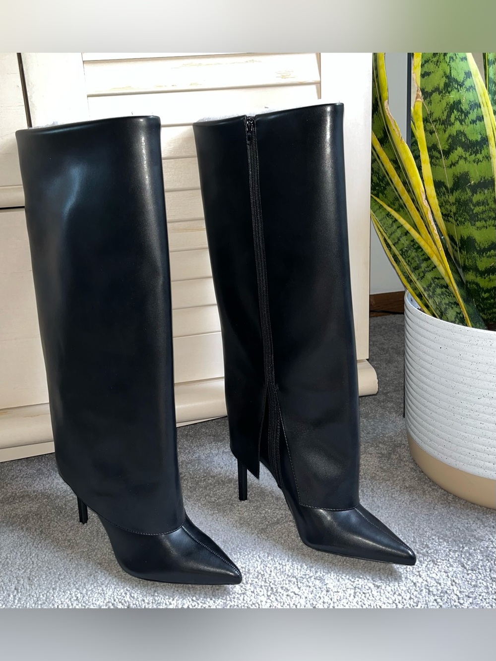 NIB INC. Black Skylar Boots 7 - Picture 6 of 8
